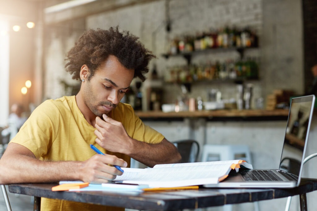 Quando a inteligência artificial deixa de ser ferramenta e vira competência 